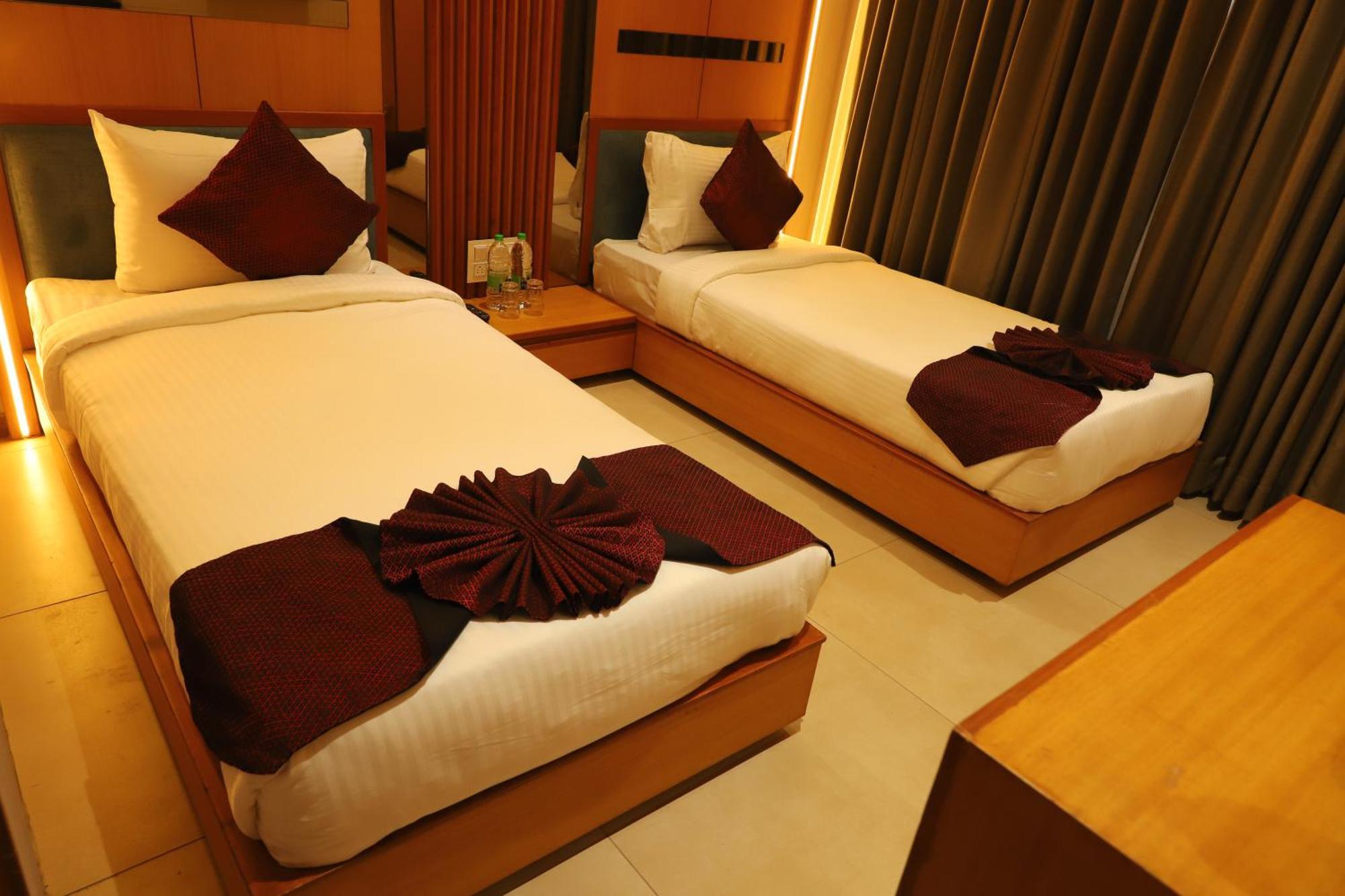 Alba Inn, Vijay Nagar Indore Esterno foto
