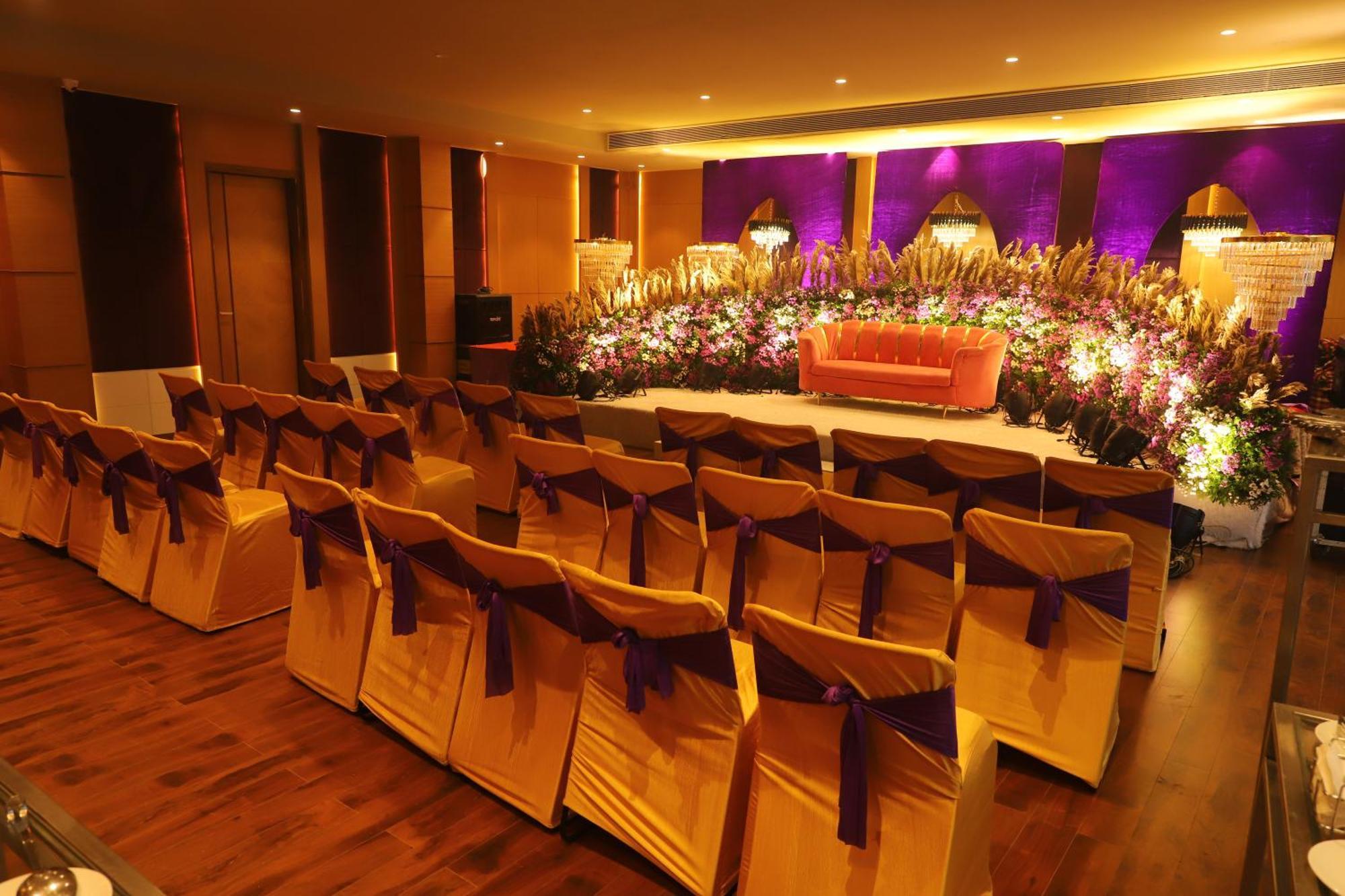 Alba Inn, Vijay Nagar Indore Esterno foto